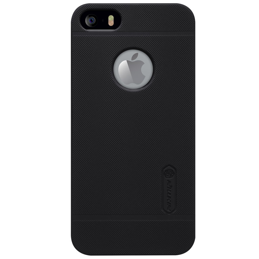 Чехол (клип-кейс) Nillkin Super Frosted Shield, для Apple iPhone 5/5s/SE, черный Чехол (клип-кейс) Nillkin Super Frosted Shield, для Apple iPhone 5/5s/SE, черныйЧехлы для смартфонов<br>Чехол (клип-кейс) Nillkin Super Frosted Shield изготавливается из жесткого прочного пластика (поликарбоната). Чехол надежно защищает ваш смартфон Apple iPhone 5/5s/SE от внешних воздействий, грязи, пыли, брызг. Чехол обеспечивает свободный доступ ко всем функциональным кнопкам смартфона и камере.<br><br>Цвет: черный<br>Тип чехла: накладка