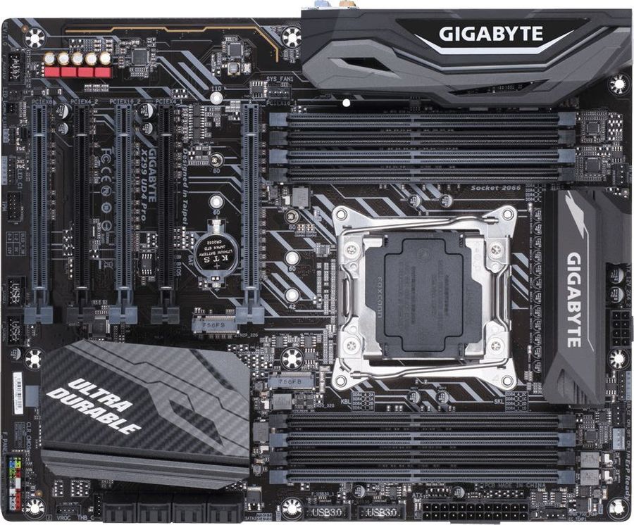 Материнская плата GIGABYTE X299 UD4 Pro LGA 2066, ATX, Ret Материнская плата GIGABYTE X299 UD4 Pro LGA 2066, ATX, RetМатеринские платы<br>гнездо процессора: LGA 2066; чипсет Intel X299; память DDR4 - 8слота; частотой до 2400МГц; поддержка: SLI/CrossFire; SATA RAID, тип поставки: Ret; ATX<br>