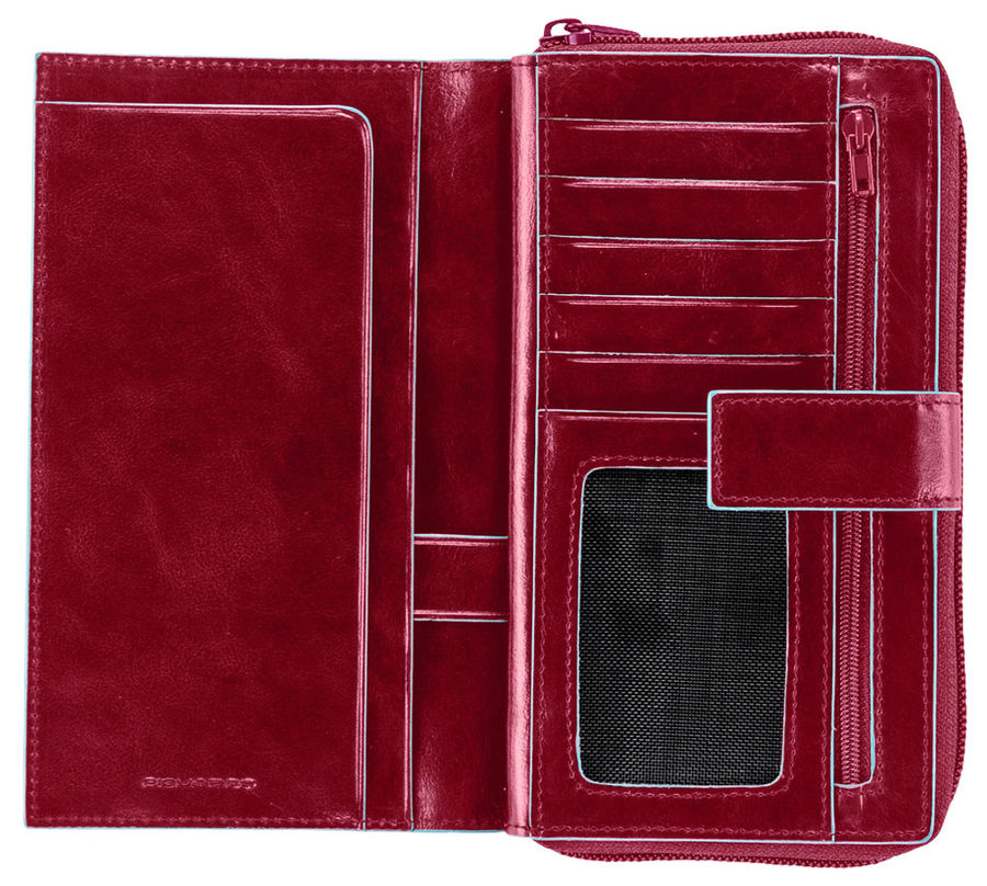 Кошелек женский Piquadro Blue Square PD1354B2/R красный натур.кожа Кошелек женский Piquadro Blue Square PD1354B2/R красный натур.кожаКошельки<br>Портмоне женское на кнопке двойное, натуральная кожа. Одна секция - отделения для кредитных карт и документов, вторая секция - два отделения для купюр. Отдельная большая секция для мелочи на молнии. Оторочка по канту - голубым. Фирменная упаковка<br><br>Линейка: Blue Square<br>Цвет: красный
