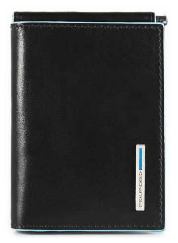 Портмоне Piquadro Blue Square PU3890B2/N черный натур.кожа Портмоне Piquadro Blue Square PU3890B2/N черный натур.кожаПортмоне<br>Портмоне из натуральной кожи черного цвета с контрастным голубым кантом и фирменным тиснением с логотипом бренда. Имеется шесть отделений для карт, карман для документов, зажим для купюр.<br><br>Линейка: Blue Square<br>Цвет: черный