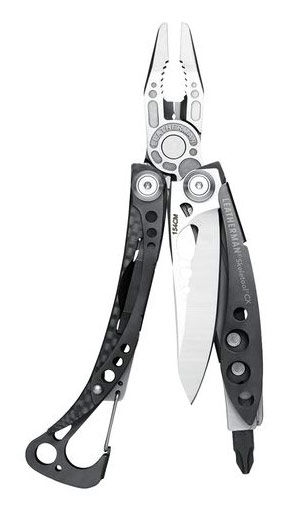 Мультитул Leatherman Skeletool CX (830923) 10мм 7функций черный карт.коробка Мультитул Leatherman Skeletool CX (830923) 10мм 7функций черный карт.коробкаМультитулы<br>Skeletool CX обладает только самыми необходимыми опциями. Нож из стали 154CM, пассатижи, держатель для бит, карманная клипса, карабин/открывалка. Теперь ты готов. Легкий, компактный. Кто сказал, что количество отвечает за качество?<br><br>Цвет: черный