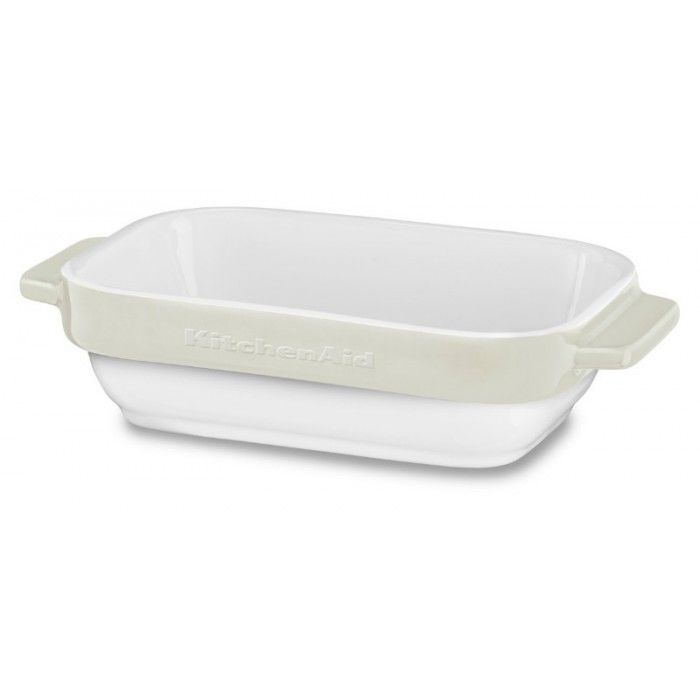 Форма для выпечки KitchenAid KBLR02MBAC прямоуг. керамика бежевый Форма для выпечки KitchenAid KBLR02MBAC прямоуг. керамика бежевыйПротивни, формы для выпечки<br>Набор состоящий из двух керамических форм, подходящих для приготовления различных блюд - пирогов, запеканок и так далее.Объемом 0.45 л. каждая, выполнены в кремовом цвете.<br><br>Материал: керамика<br>Цвет: бежевый