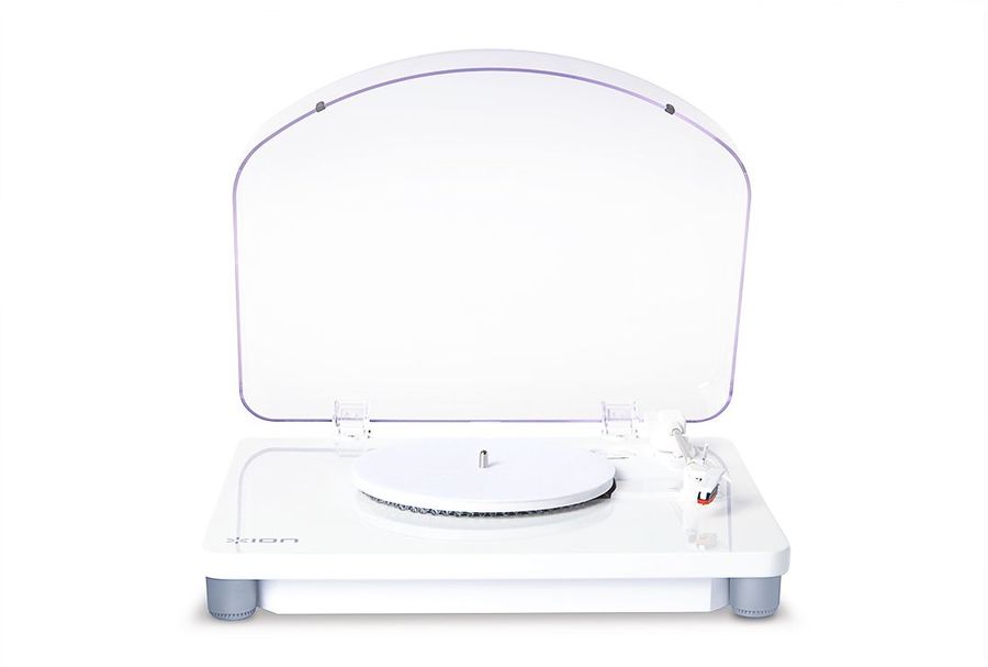 Проигрыватель винила ION Audio PHOTON LP частично автоматический белый Проигрыватель винила ION Audio PHOTON LP частично автоматический белыйВиниловые проигрыватели<br>частично автоматический; система привода- ременная; фонокорректор; переключение- ручное; 33 об/мин; 45 об/мин; 78 об/мин; звукосниматель; тонарм<br><br>Цвет: белый