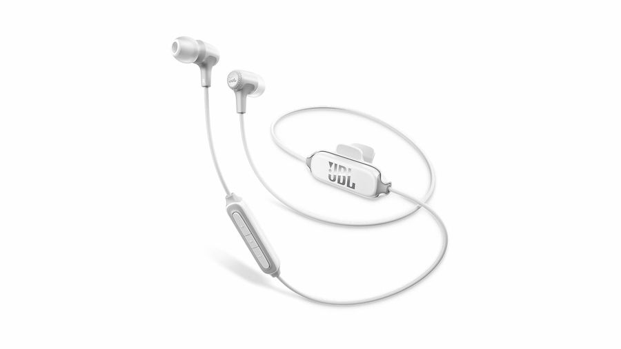 Гарнитура JBL JBLE25BTWHT, вкладыши, белый, беспроводные bluetooth Гарнитура JBL JBLE25BTWHT, вкладыши, белый, беспроводные bluetoothНаушники<br>Внутриканальные беспроводные наушники JBL E25BT – это легендарный звук JBL, автономная работа от аккумулятора в течение 8 часов и удобный нашейный держатель, который поддерживает наушники, обеспечивая комфорт при пользовании ими в течение длительного времени.<br><br>Цвет: белый