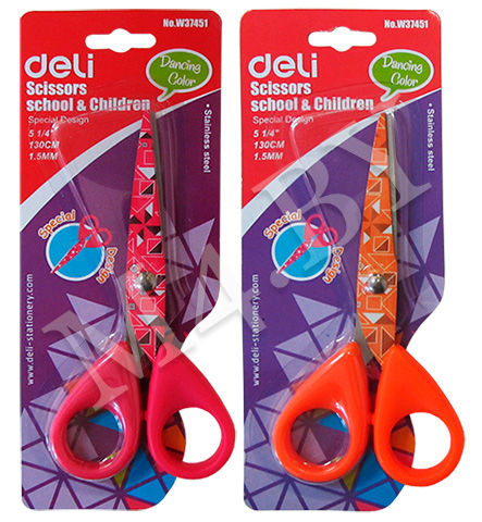 Ножницы Deli E37451A школьные 130мм сталь ассорти блистер Ножницы Deli E37451A школьные 130мм сталь ассорти блистерНожницы и канцелярские ножи<br>тип ножниц: школьные; размер ножниц: 130мм; материал: сталь<br><br>Цвет: ассорти