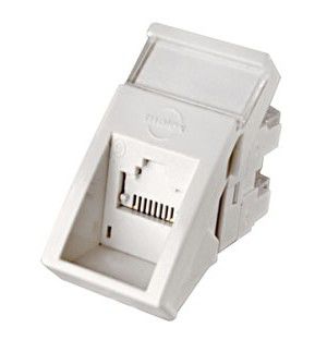 Модуль информационный Molex (MLG-00021-02) UTP Mosaic RJ45 кат.6 белый (упак.:1шт) Модуль информационный Molex (MLG-00021-02) UTP Mosaic RJ45 кат.6 белый (упак.:1шт)Кабельные продукты для СКС<br>тип разъема: RJ45; категория: кат.6; экранирование: UTP<br><br>Цвет: белый
