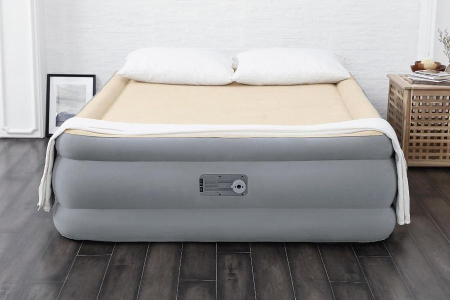 Кровать надувная высокая с насосом