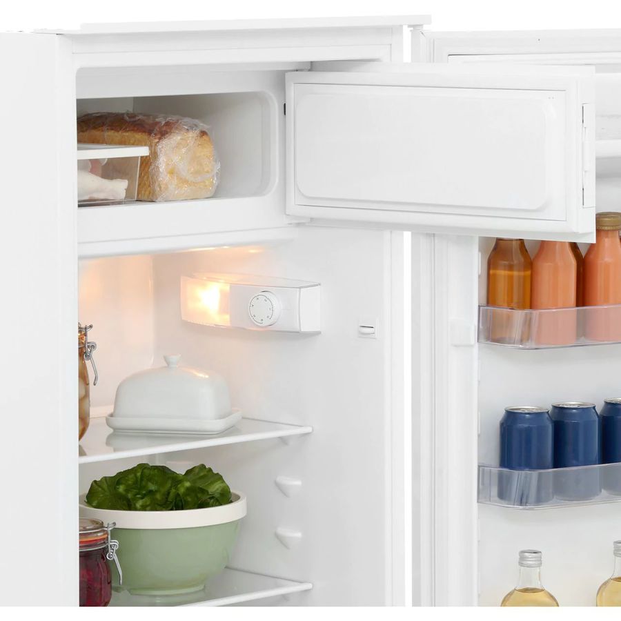 Характеристики Встраиваемый холодильник Zanussi ZBA22421SA белый ...