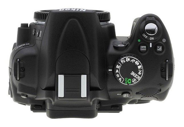 Dx s. Фотоаппарат Nikon d5000 body. Фотоаппарат Nikon d5000 Kit. Никон DX фотоаппарат 5000. Цифровой фотоаппарат Nikon d5000 Kit af-s dx18-55vr.